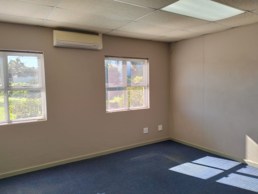 To Let Commercial Property for Rent in Rosenpark Western Cape